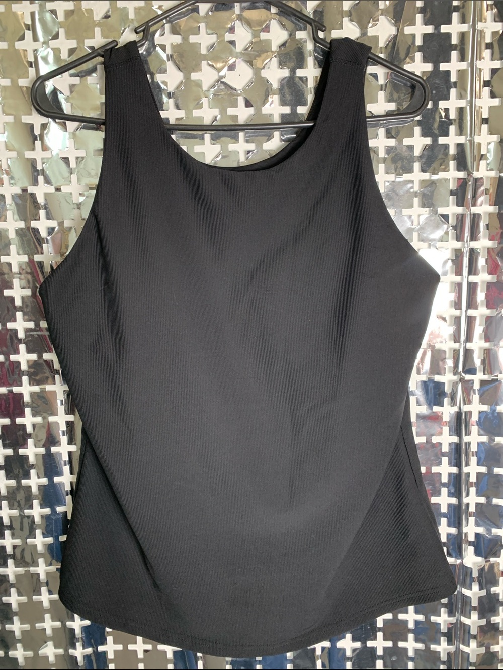 32 Cool Women’s Athletic Tank Top With Built in Bra- Black
